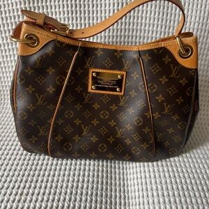 🛑SOLD LOCAL🛑 Louis Vuitton Galleria